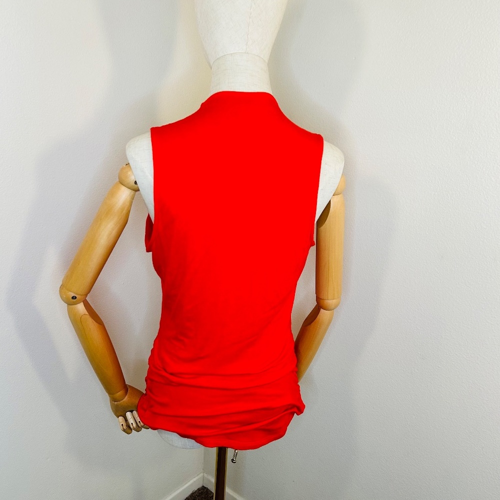 V-Neck Tank Top Ruched sides - Pre owned - Picture 2 of 4